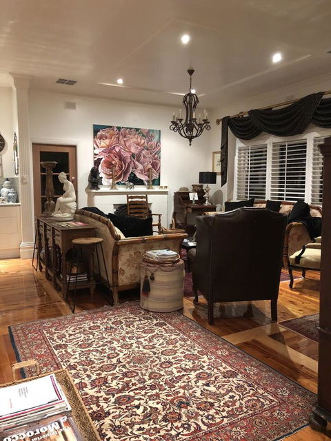 The Winemakers - Accommodation NSW 7