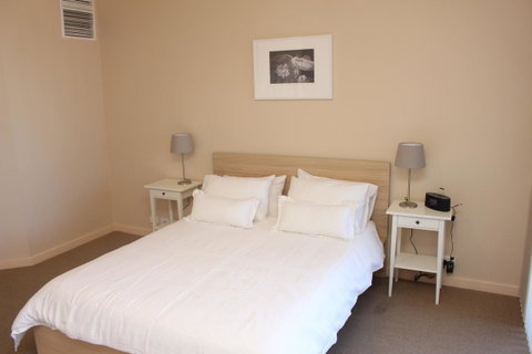 The Lighthouse - Beachfront Accommodation - Accommodation NSW 6