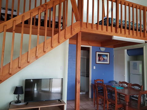 Mandurah Family Resort - Accommodation NSW 9