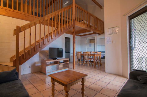 Mandurah Family Resort - Accommodation NSW 44