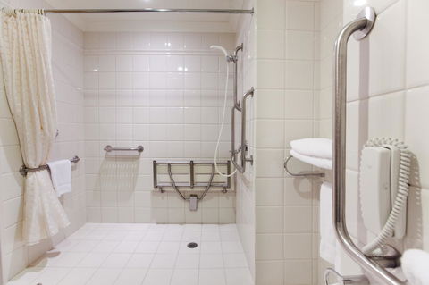 Duxton Hotel Perth - Accommodation NSW 4