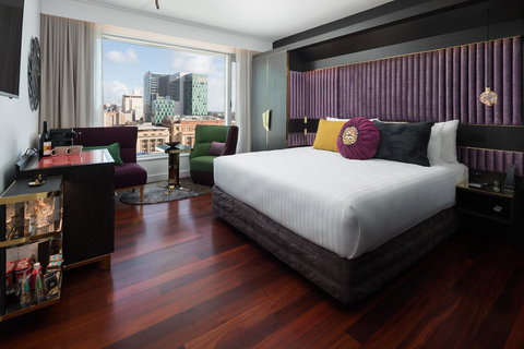QT Perth - Accommodation NSW 1