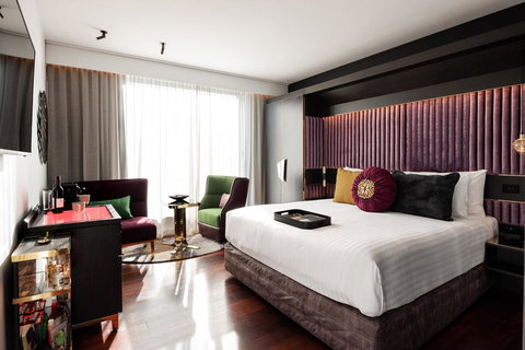 QT Perth - Accommodation NSW 38