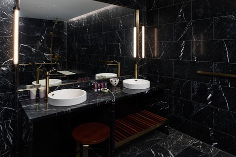 QT Perth - Accommodation NSW 3