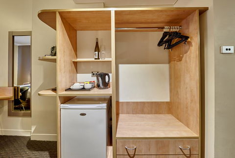 Ibis Perth - Accommodation NSW 2