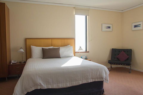 Ocean Beach Hotel - Accommodation NSW 1
