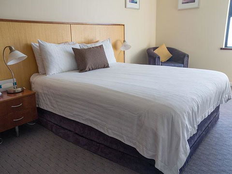 Ocean Beach Hotel - Accommodation NSW 0