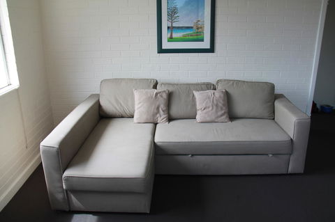 Malibu Apartments - Perth - Accommodation NSW 13