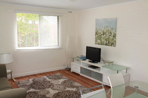 Malibu Apartments - Perth - Accommodation NSW 15
