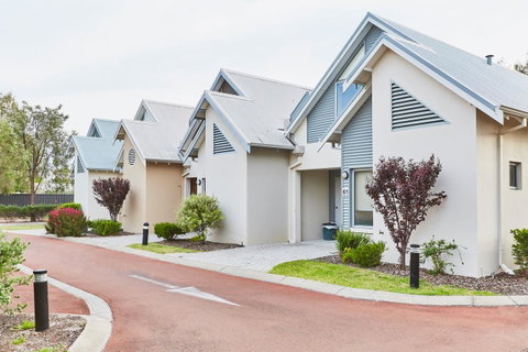 Cape View Beach Resort - Accommodation NSW 4