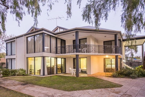 Cape View Beach Resort - Accommodation NSW 21