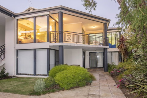 Cape View Beach Resort - Accommodation NSW 34
