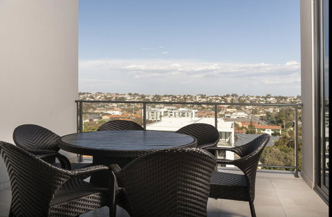 Ramada By Wyndham VetroBlu Scarborough Beach - Accommodation NSW 8