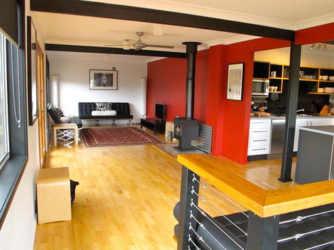 Pendeli Beach House - Accommodation NSW 2