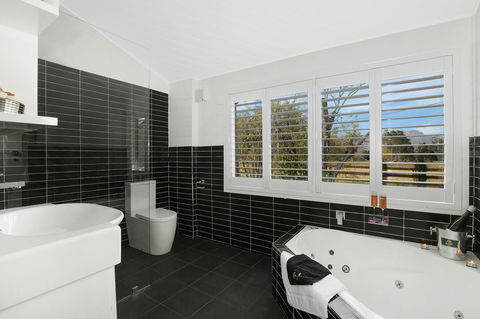 Romanz In The Valley (Luxury B&B) - Accommodation NSW 13