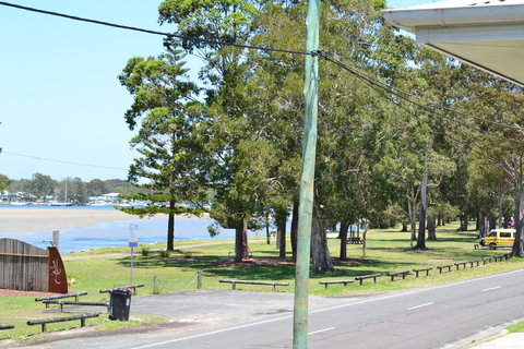 Sundial Holiday Units - Accommodation NSW 3