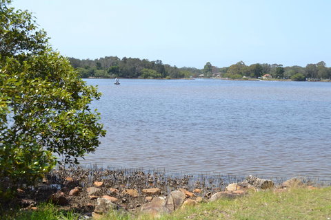 Sundial Holiday Units - Accommodation NSW 14