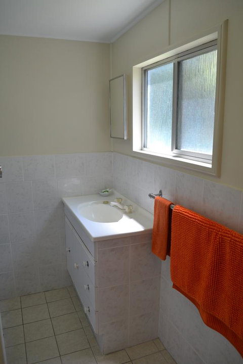 Sundial Holiday Units - Accommodation NSW 24