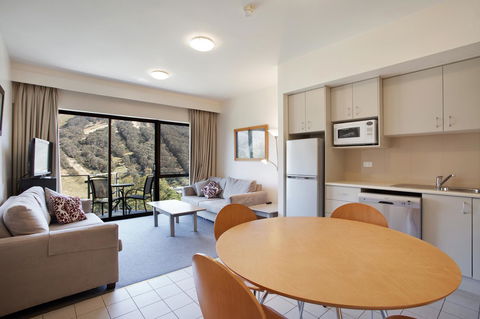 Lantern 1 Bedroom Balcony With Panoramic View - Accommodation NSW 30