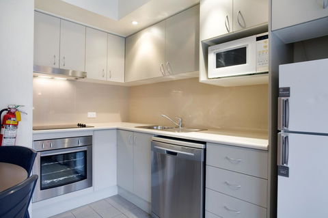 Lantern 1 Bedroom Balcony With Panoramic View - Accommodation NSW 22