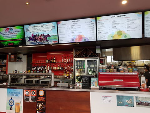 The Park Hotel Motel, Suffolk Park - Accommodation NSW 17