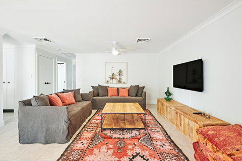 The Lord Byron - Accommodation NSW 28
