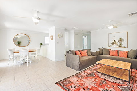 The Lord Byron - Accommodation NSW 12