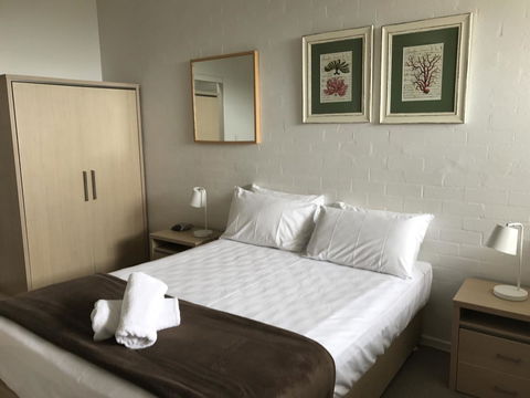 Mariner Bay Apartments - Accommodation NSW 32