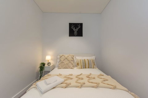 High Rise Apt In Heart Of Sydney Wt Harbour View - Accommodation NSW 14