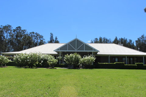 Thistle Hill Guesthouse - Walk To Many Wineries And Restaurants - Accommodation NSW 1