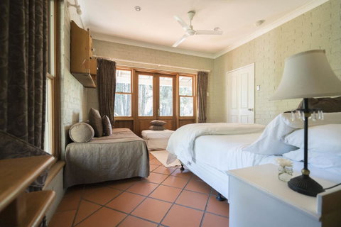 Thistle Hill Guesthouse - Walk To Many Wineries And Restaurants - Accommodation NSW 38