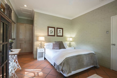 Thistle Hill Guesthouse - Walk To Many Wineries And Restaurants - Accommodation NSW 27