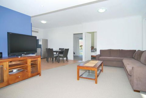 Huskisson Holiday Motel Cabins - Accommodation NSW 27