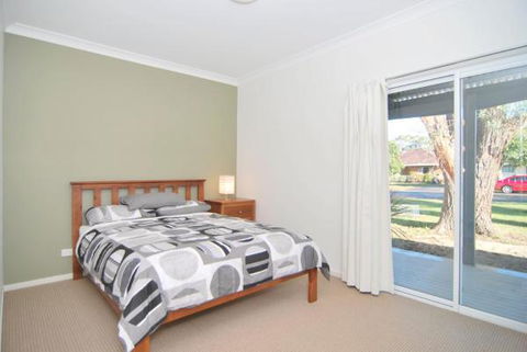 Huskisson Holiday Motel Cabins - Accommodation NSW 30