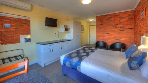Pelican Motor Inn - Accommodation NSW 15