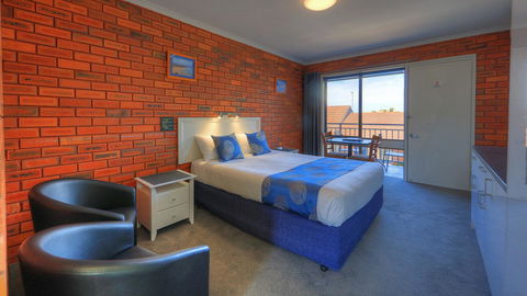 Pelican Motor Inn - Accommodation NSW 2