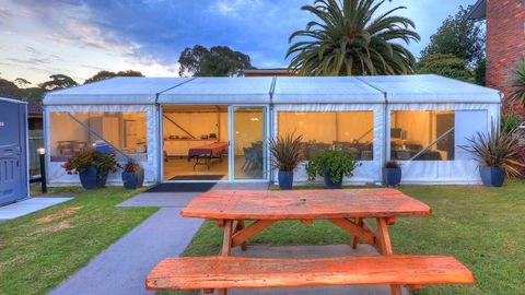 Pelican Motor Inn - Accommodation NSW 26