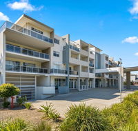 Quality Suites Pioneer Sands - Accommodation NSW