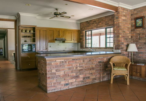 Ironstone Estate Lovedale - Accommodation NSW 29