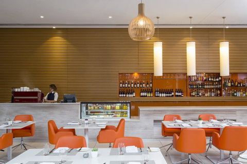 Novotel Newcastle Beach - Accommodation NSW 15