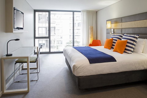 Novotel Newcastle Beach - Accommodation NSW 9