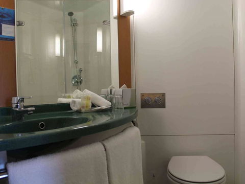 Ibis Newcastle - Accommodation NSW 39