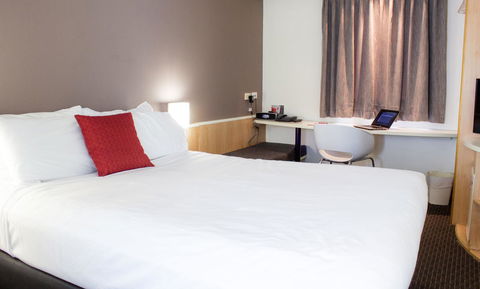Ibis Newcastle - Accommodation NSW 3