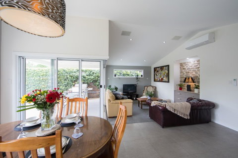 Armidale Cottage - House 2 - Accommodation NSW 20