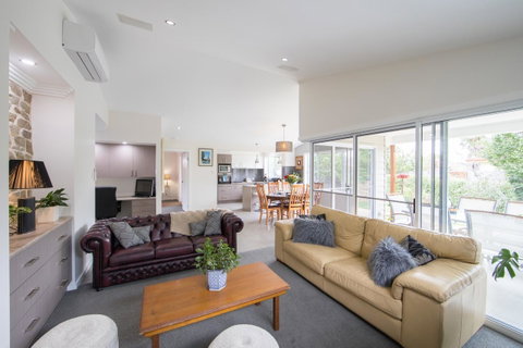 Armidale Cottage - House 2 - Accommodation NSW 19