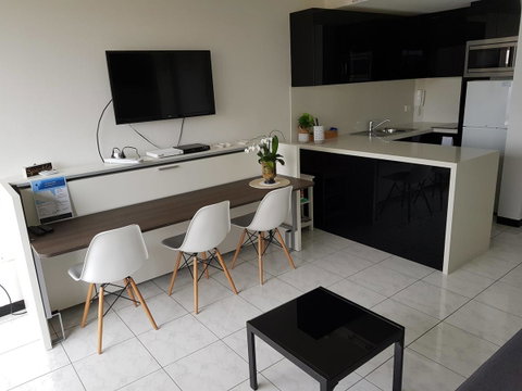 Manly Central Executive - Accommodation NSW 8