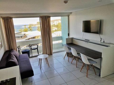Manly Central Executive - Accommodation NSW 3