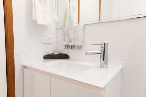 Sapphire Waters Motor Inn - Accommodation NSW 1