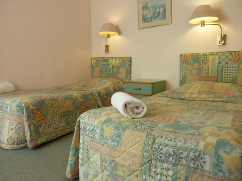 Sapphire Waters Motor Inn - Accommodation NSW 39