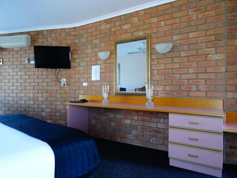 Sapphire Waters Motor Inn - Accommodation NSW 10